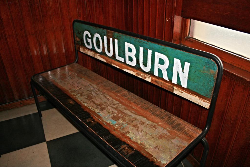 Southern Railway Hotel Goulburn Bagian luar foto