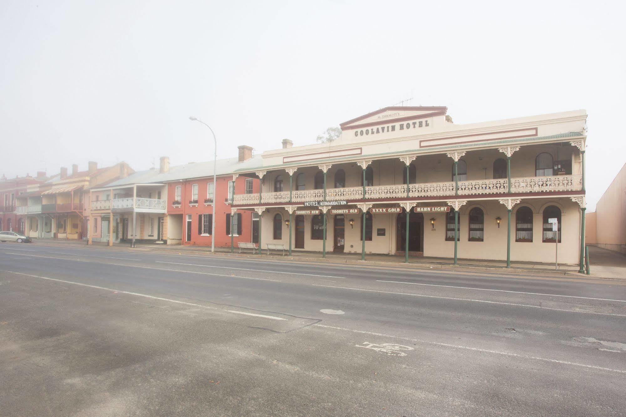 Southern Railway Hotel Goulburn Bagian luar foto
